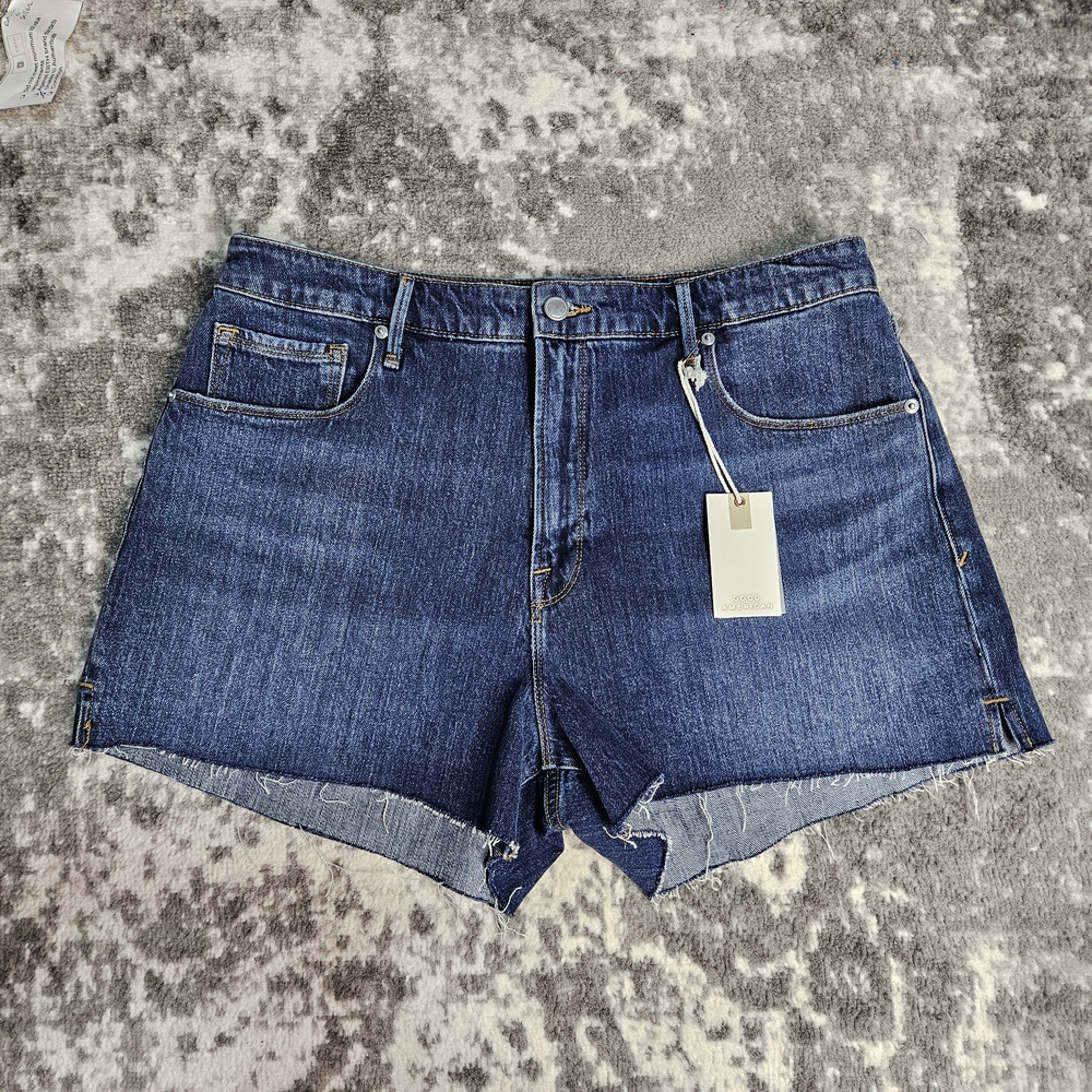 GOOD AMERICAN CLASSIC CUT OFF SHORT FLAT TUMMY GAP PROOF HI RISE